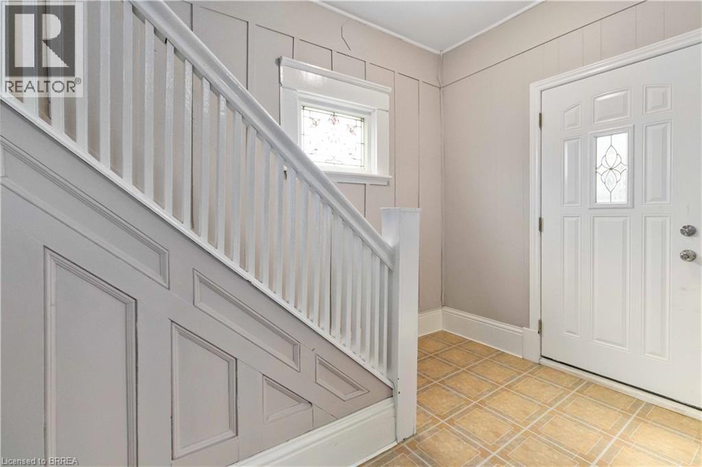 Photo 16 of 160 Catharine Avenue, Brantford ON