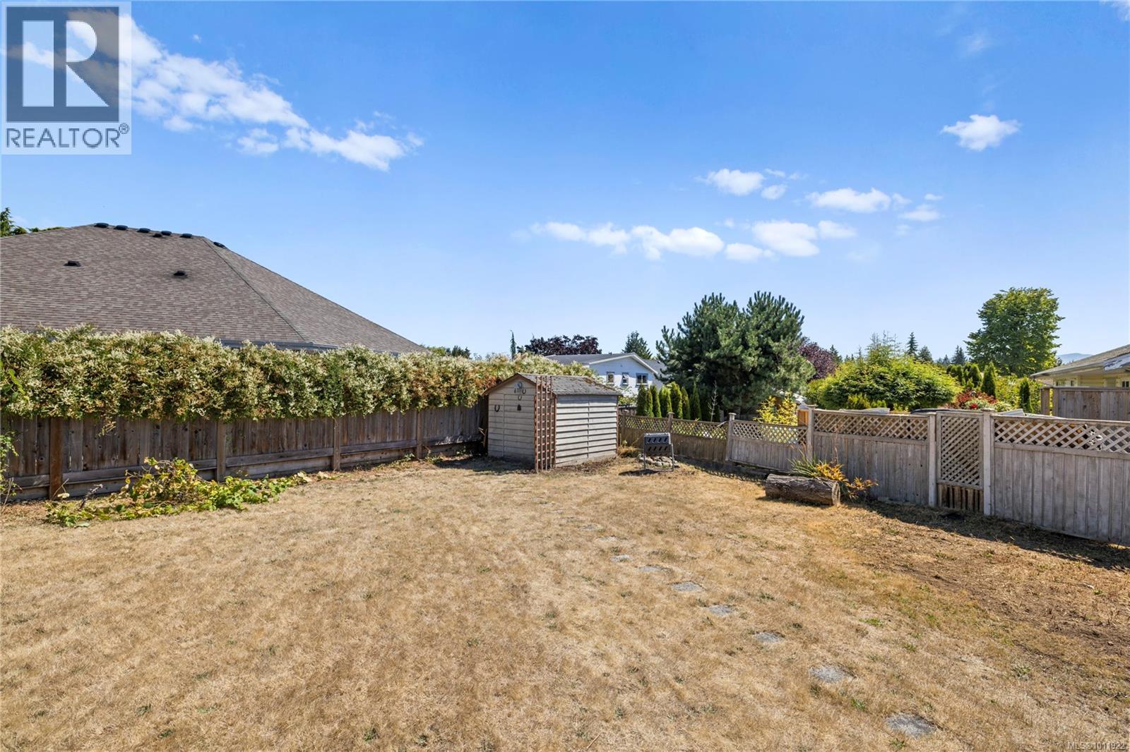 Photo 40 of 382 Willow St, Parksville BC