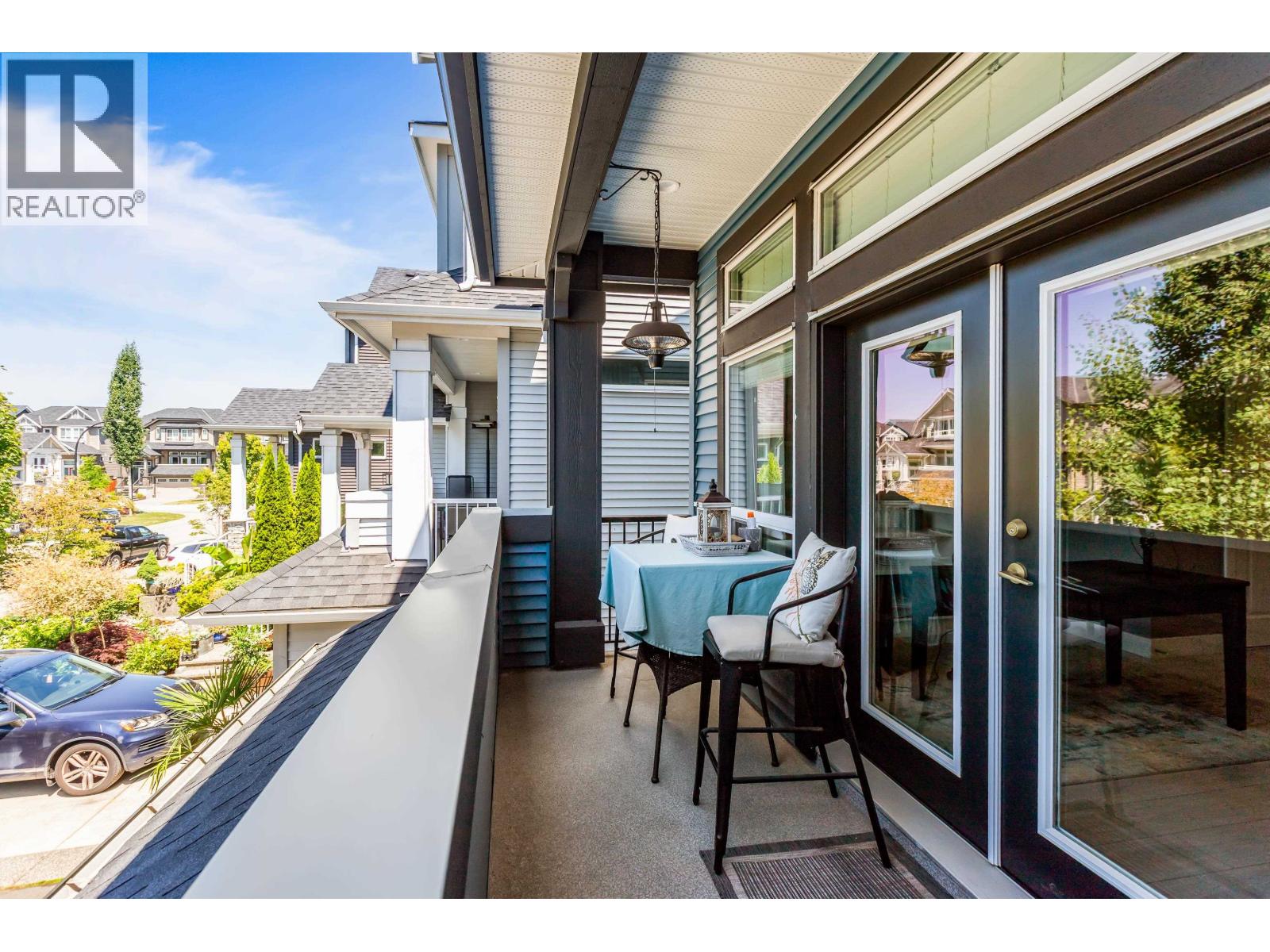Photo 7 of 10302 Wynnyk Way, Maple Ridge BC