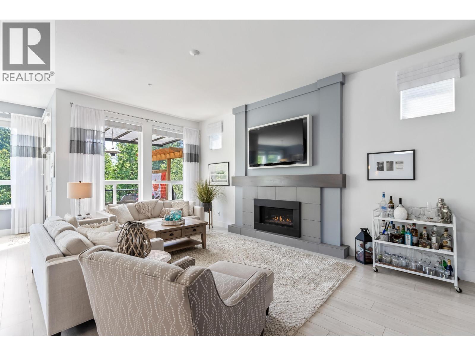 Photo 16 of 10302 Wynnyk Way, Maple Ridge BC