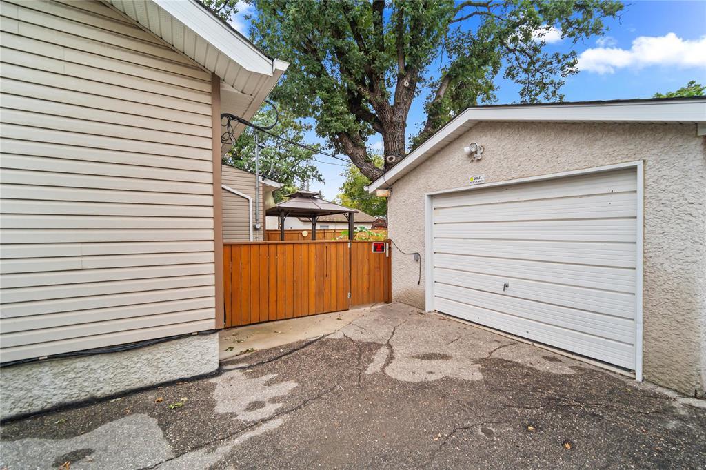 Photo 19 of 31 Fermor Avenue, Winnipeg MB