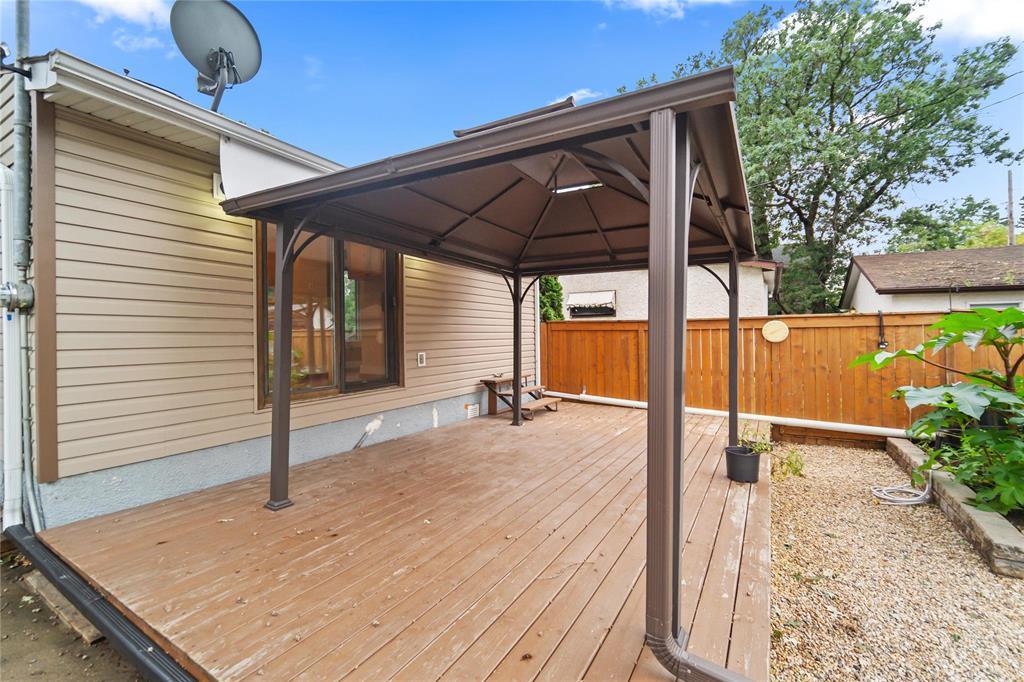 Photo 22 of 31 Fermor Avenue, Winnipeg MB