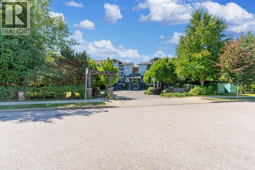 Photo 18 of 212 5788 Sidley Street, Burnaby BC