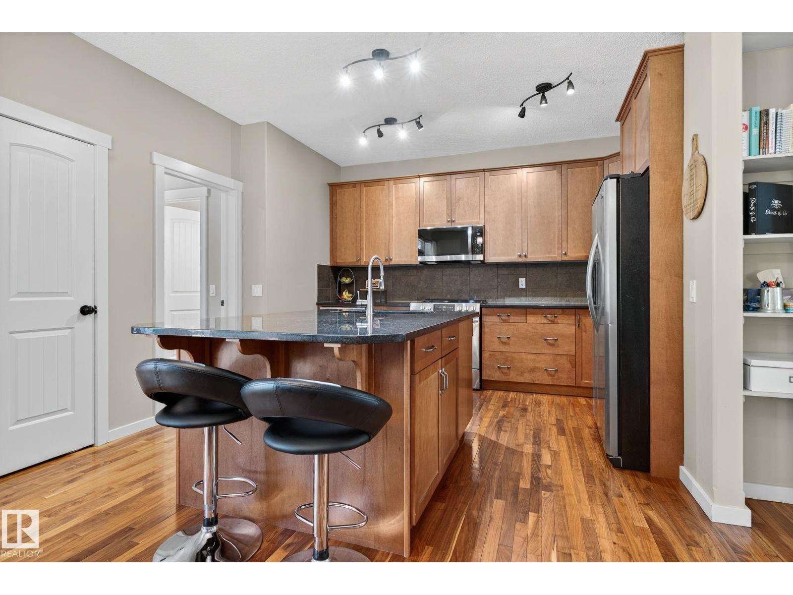 Photo 11 of 1210 Colonel Stone Av Nw, Edmonton AB