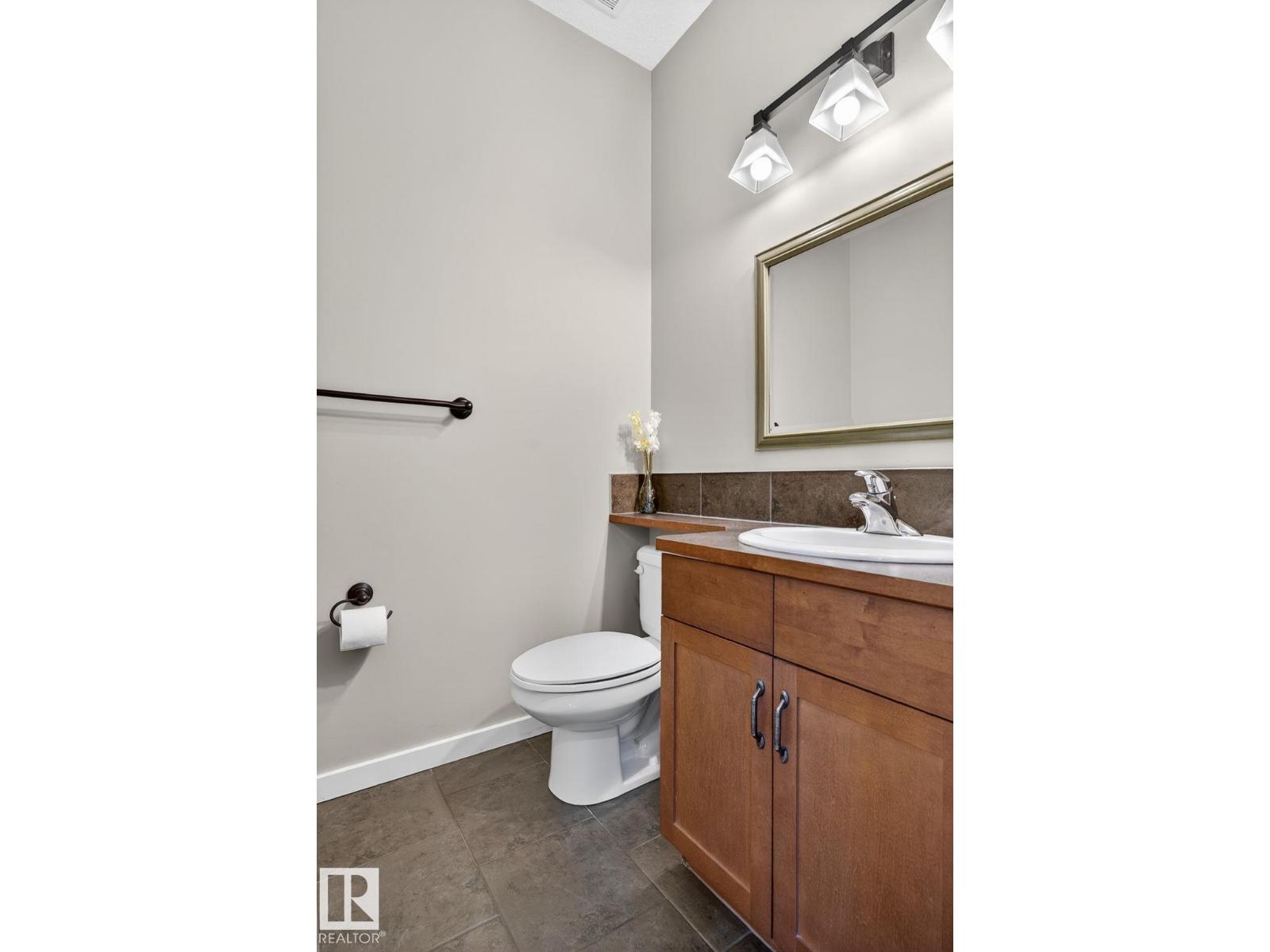 Photo 20 of 1210 Colonel Stone Av Nw, Edmonton AB