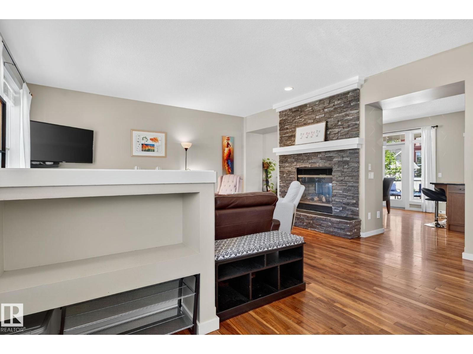 Photo 4 of 1210 Colonel Stone Av Nw, Edmonton AB