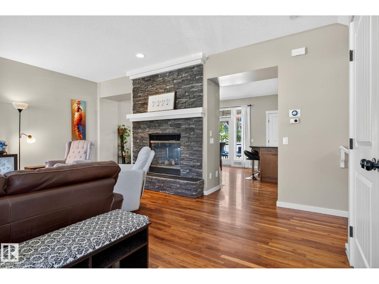 Photo 5 of 1210 Colonel Stone Av Nw, Edmonton AB