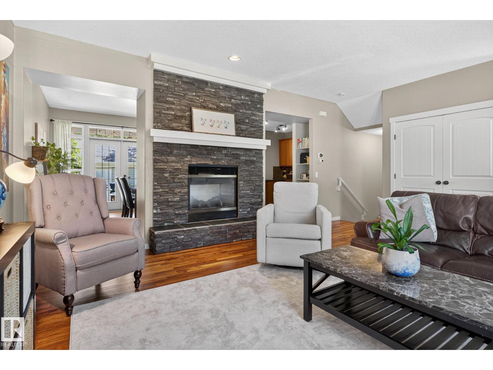 Photo 9 of 1210 Colonel Stone Av Nw, Edmonton AB