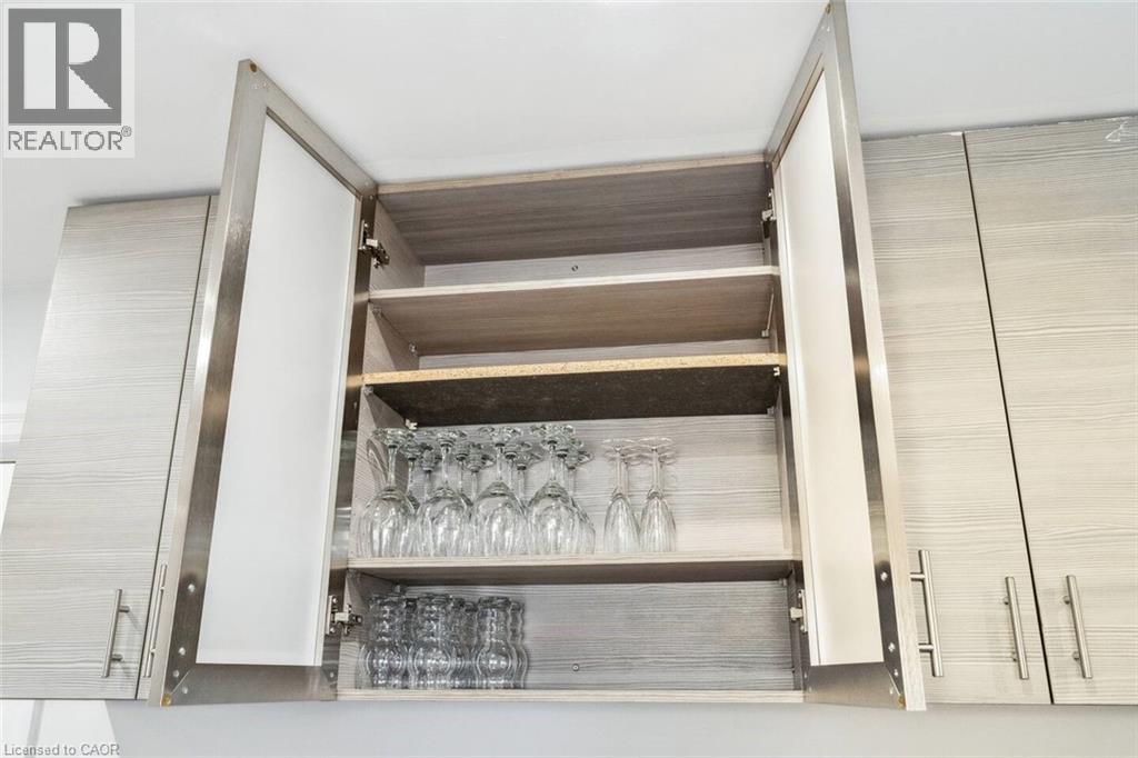 Photo 8 of 1015 Garth Street Unit 1, Hamilton ON