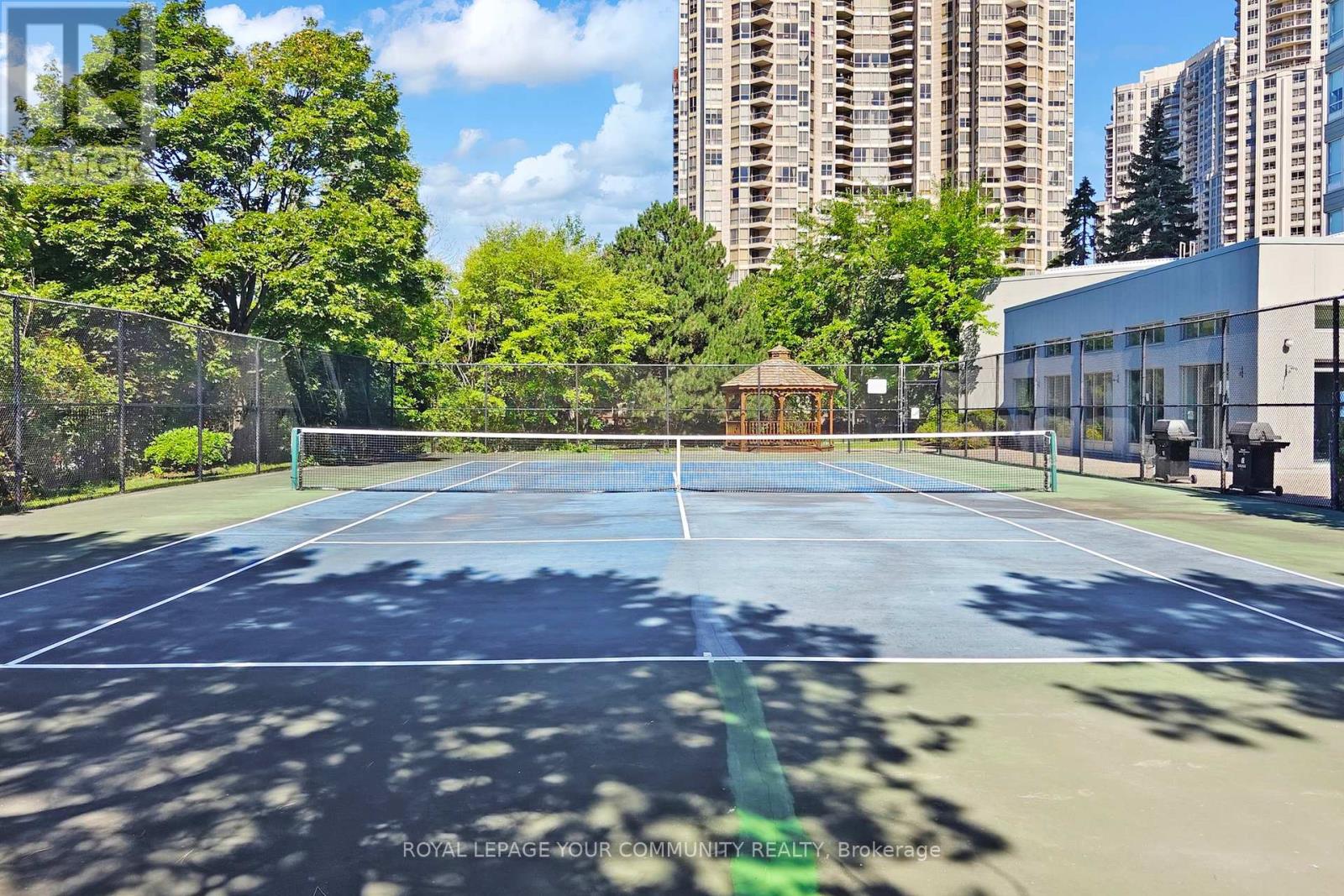 Photo 7 of 603 50 Kingsbridge Garden Circle, Mississauga ON