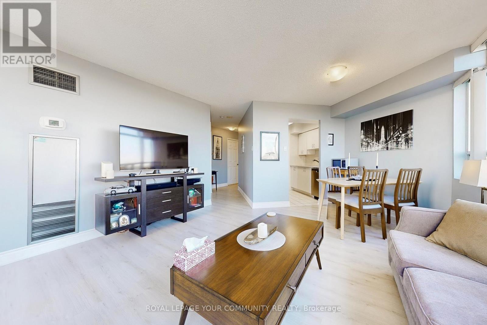 Photo 27 of 603 50 Kingsbridge Garden Circle, Mississauga ON