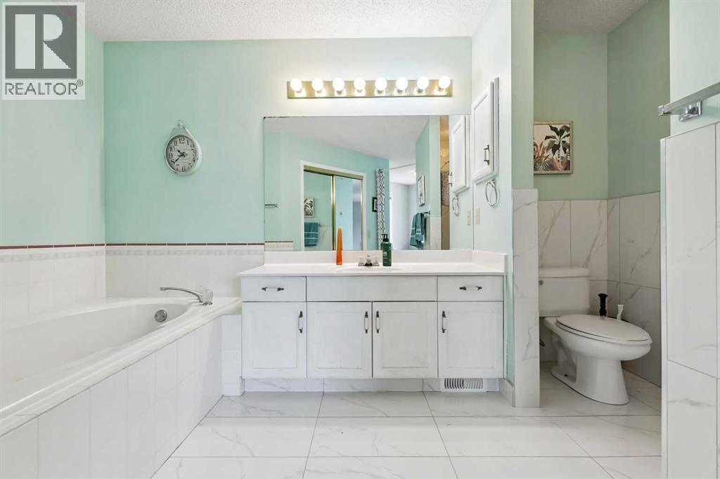 Single Family House for Sale in  Mckenzie Place SE McKenzie Lake Calgary 