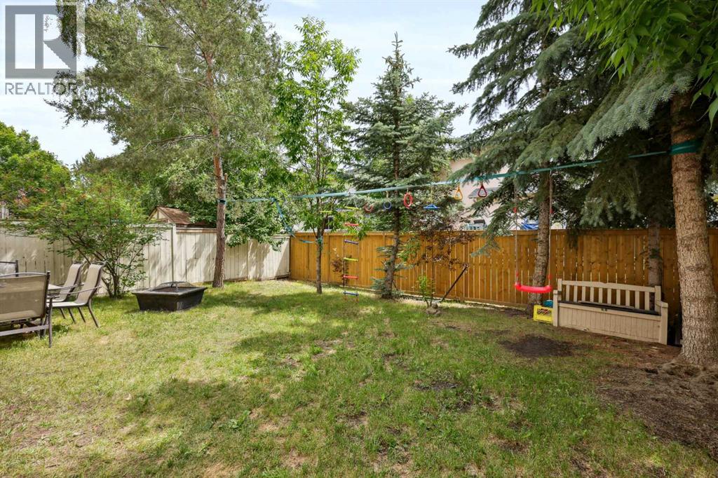 Single Family House for Sale in  Mckenzie Place SE McKenzie Lake Calgary 