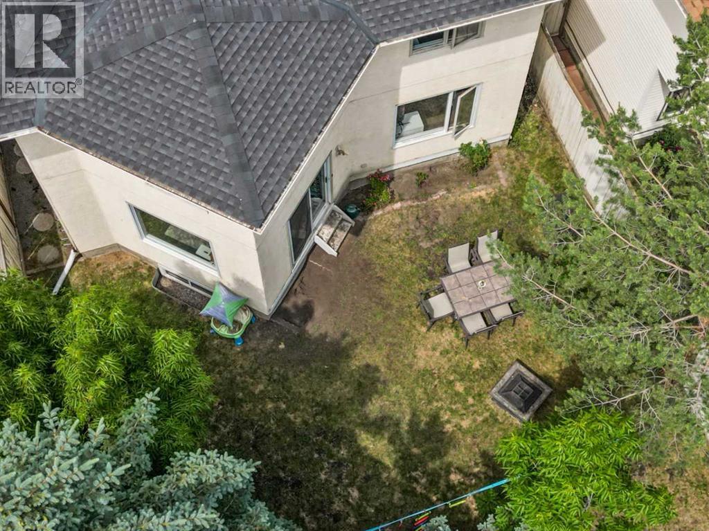 Single Family House for Sale in  Mckenzie Place SE McKenzie Lake Calgary 