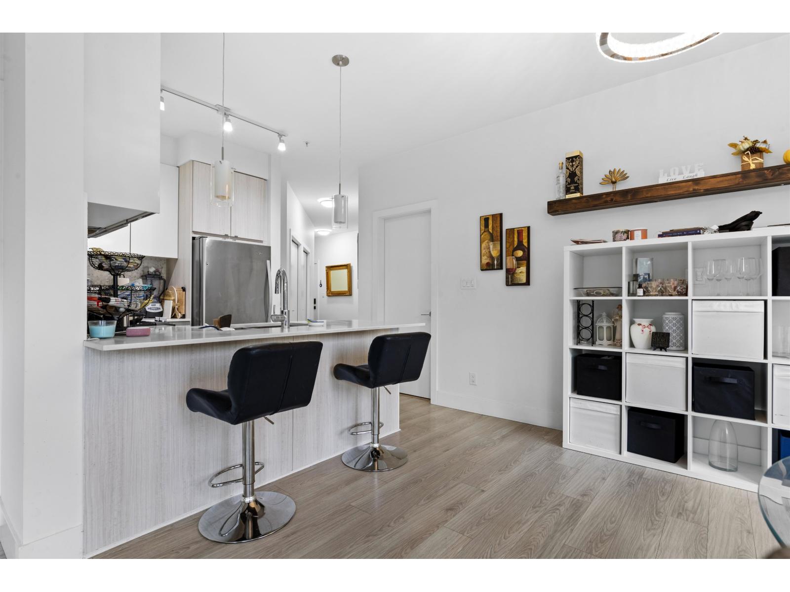 Photo 12 of 108 6468 195 A Street, Surrey BC