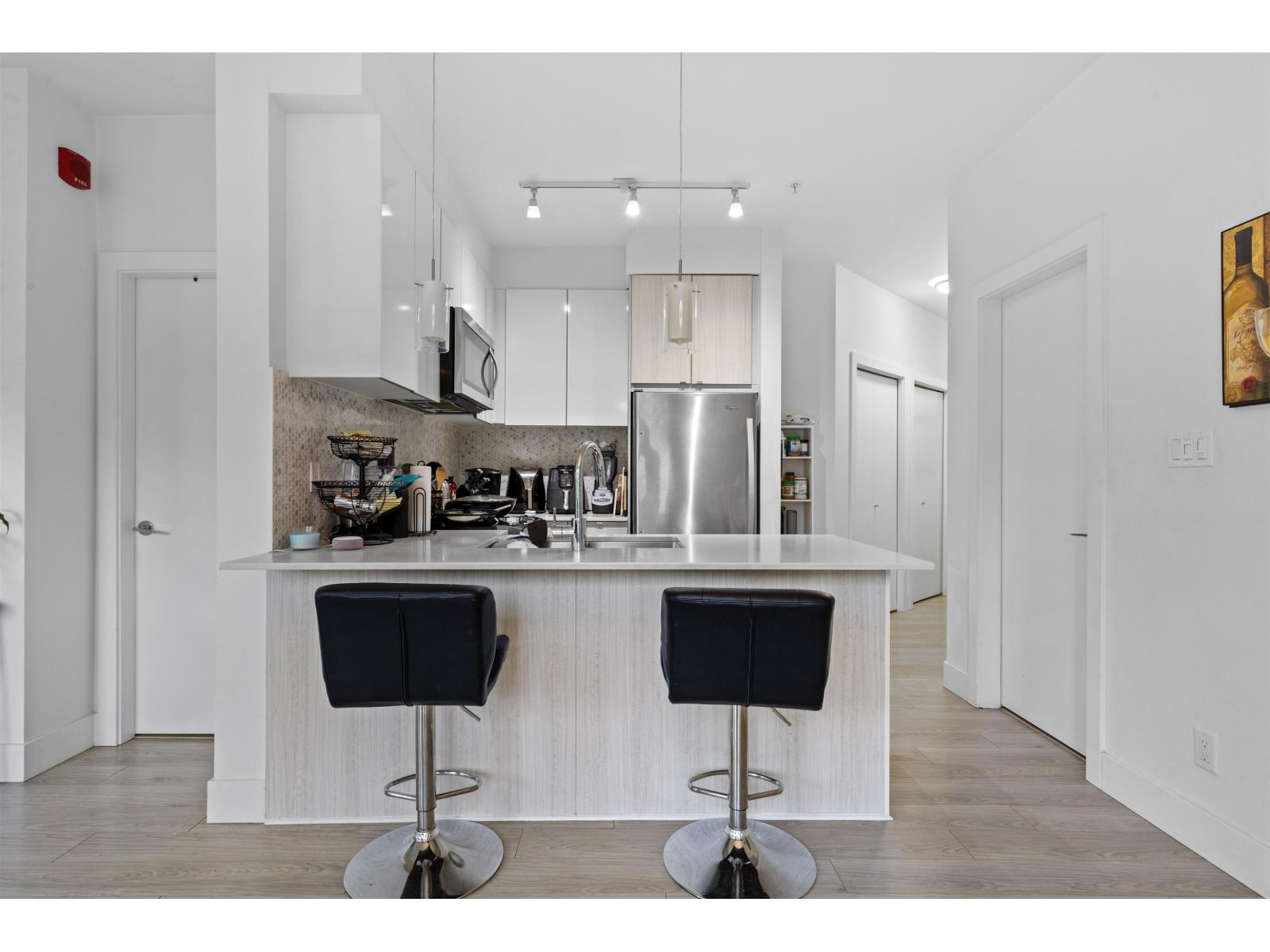 Photo 13 of 108 6468 195 A Street, Surrey BC