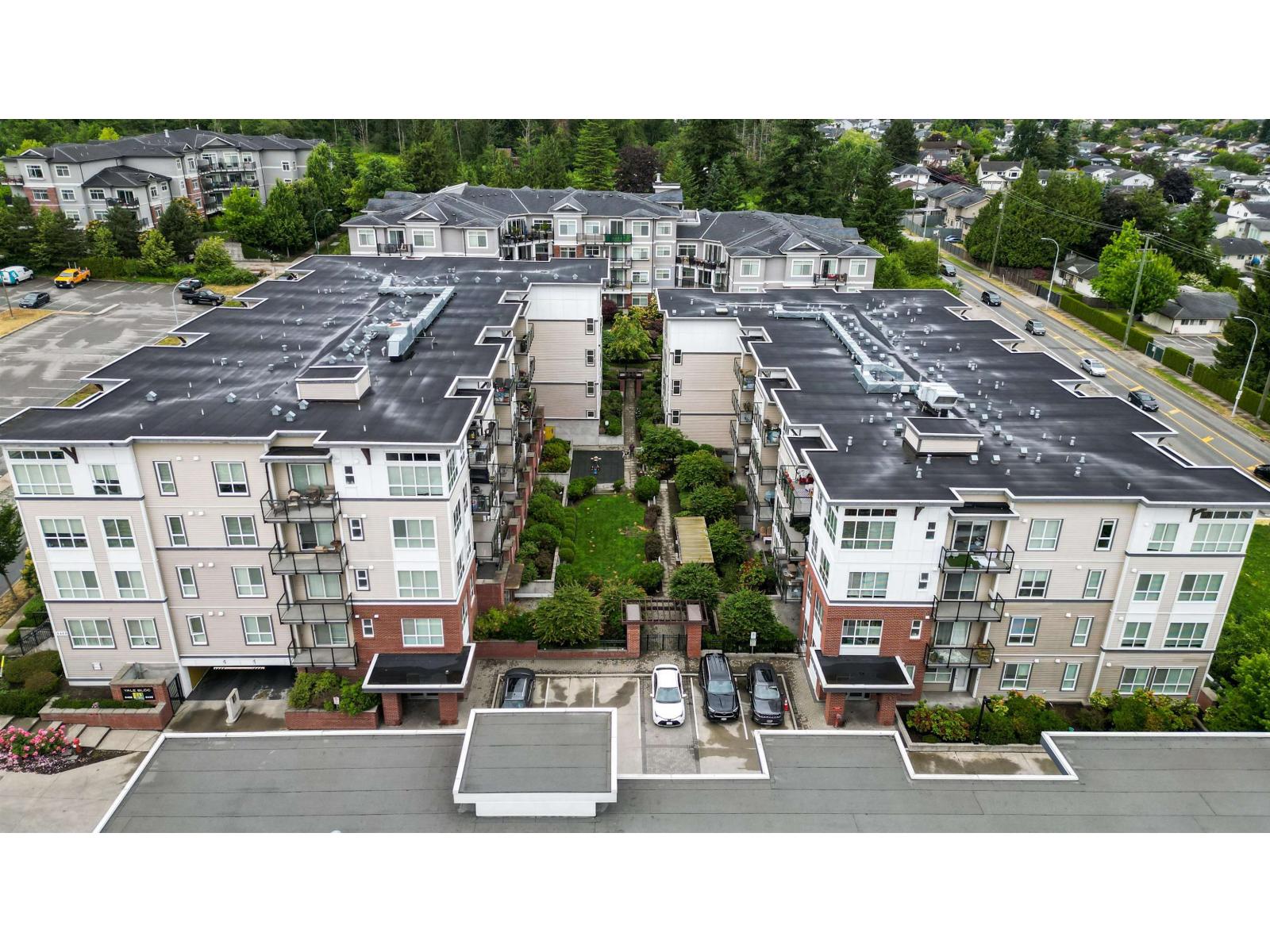Photo 22 of 108 6468 195 A Street, Surrey BC