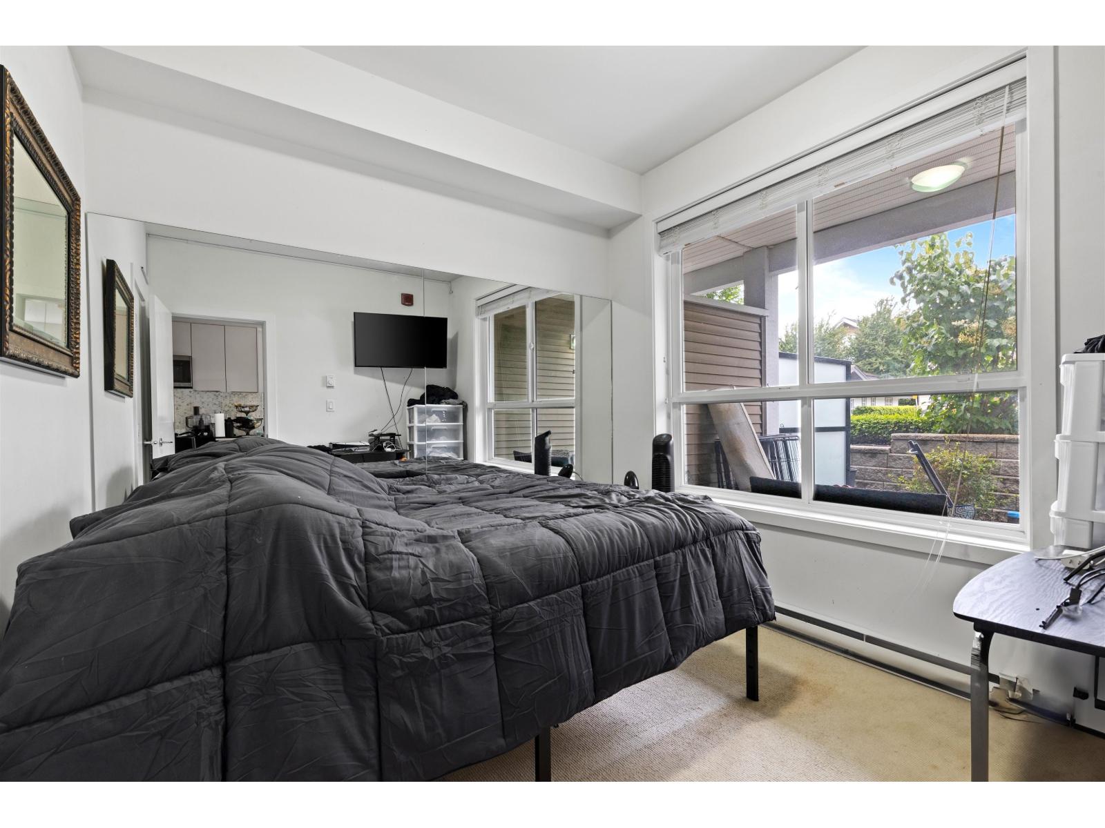 Photo 15 of 108 6468 195 A Street, Surrey BC