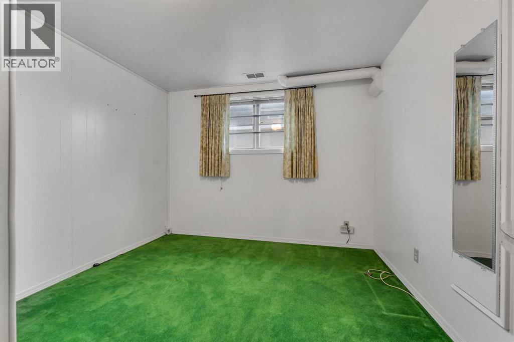 Photo 19 of 3740 35 Avenue Sw, Calgary AB