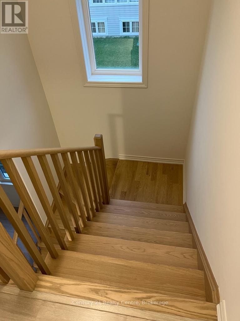 Photo 10 of 34 Spicer Street, Centre Wellington ON