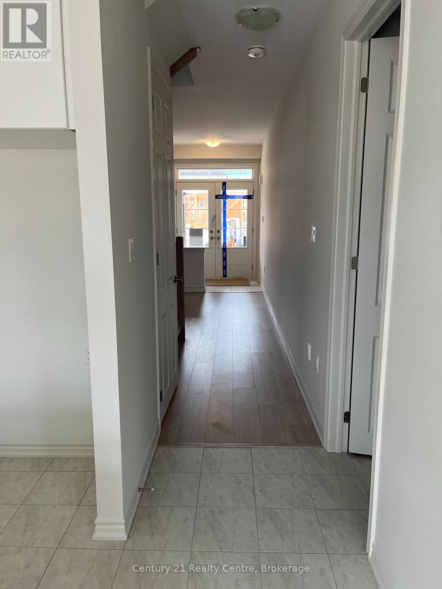 Photo 8 of 34 Spicer Street, Centre Wellington ON