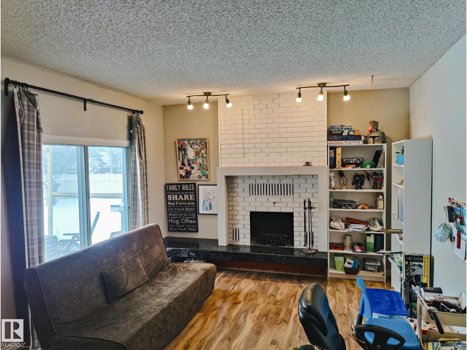Photo 35 of 10420 18 Av Nw, Edmonton AB