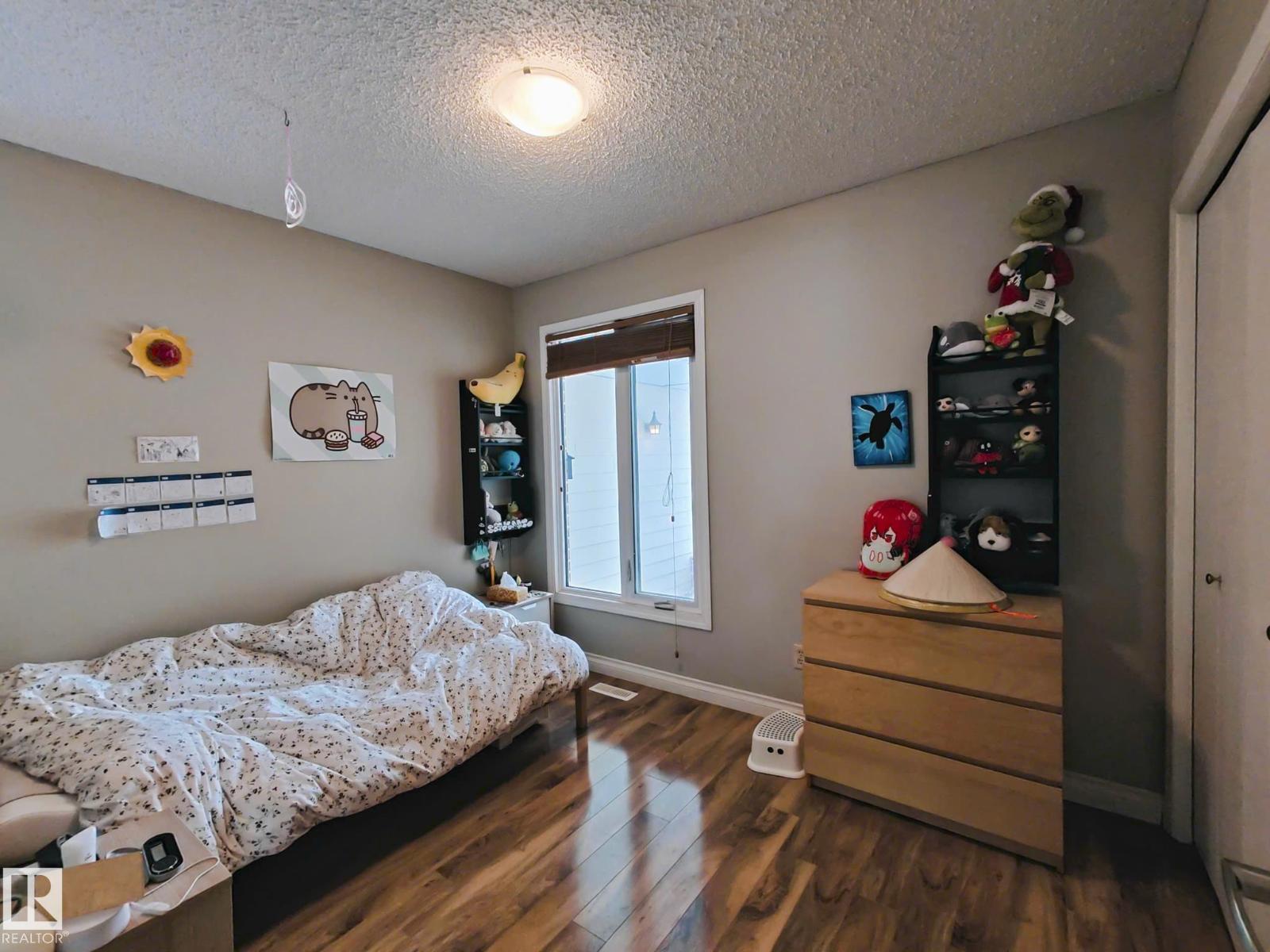 Photo 25 of 10420 18 Av Nw, Edmonton AB
