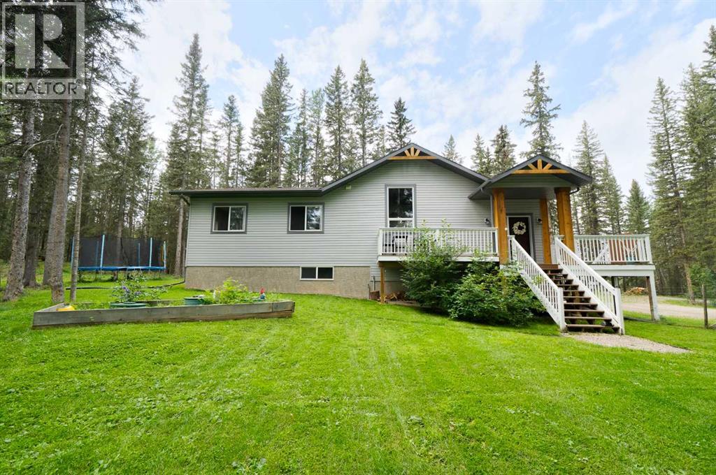Photo 1 of 10 29570 Range Road 52, Rural Mountain View County AB
