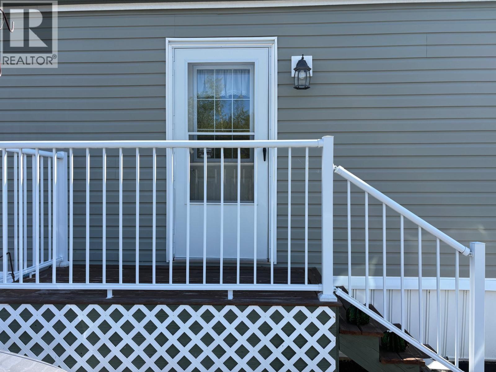 #54 208 8TH STREET - 4