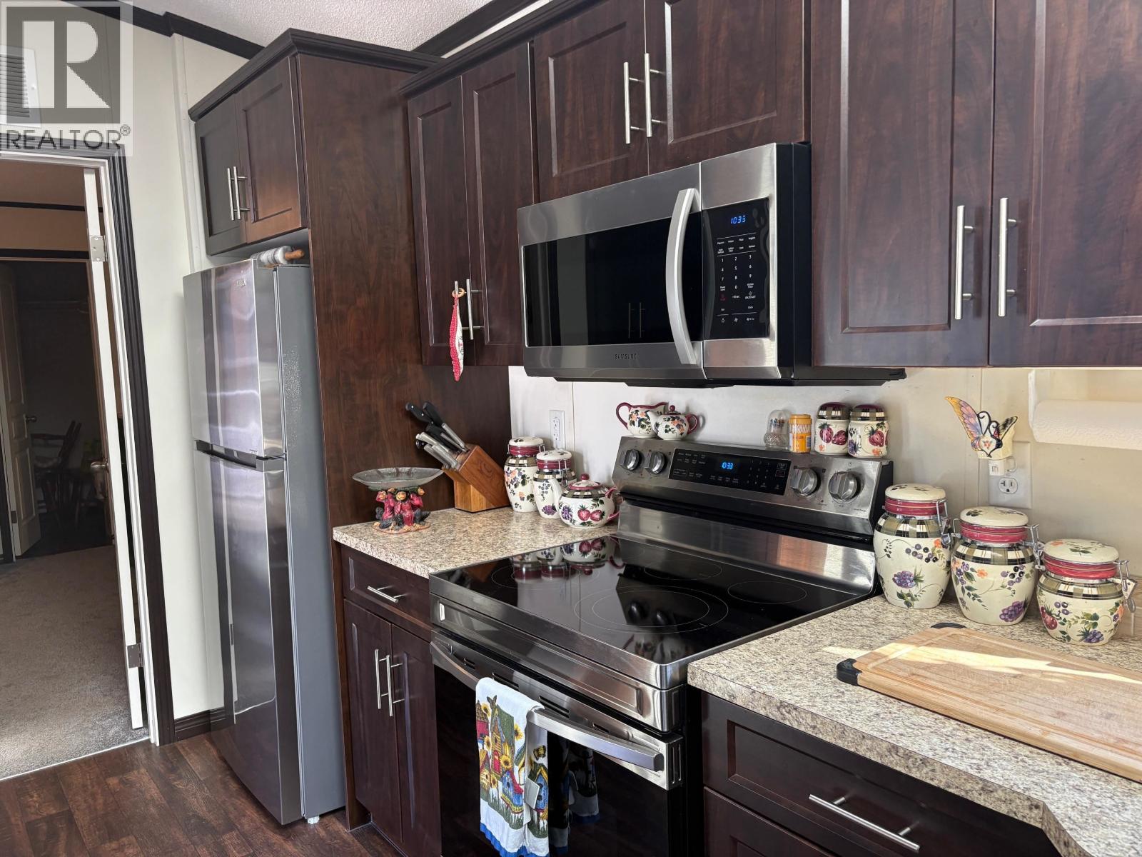 #54 208 8TH STREET - 8