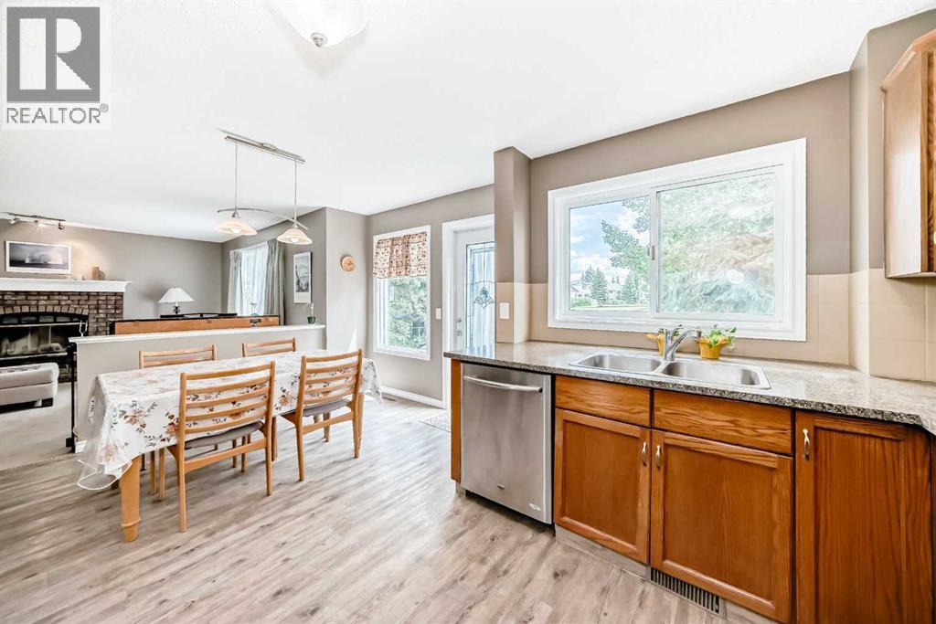 Photo 14 of 13 Riverview Circle, Cochrane AB