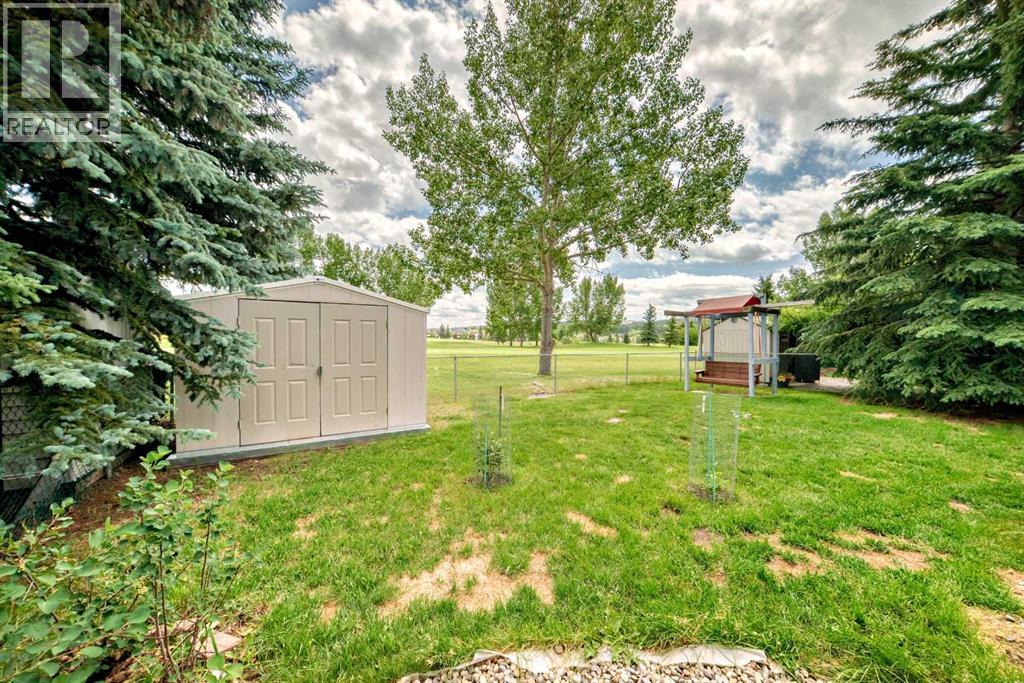 Photo 3 of 13 Riverview Circle, Cochrane AB