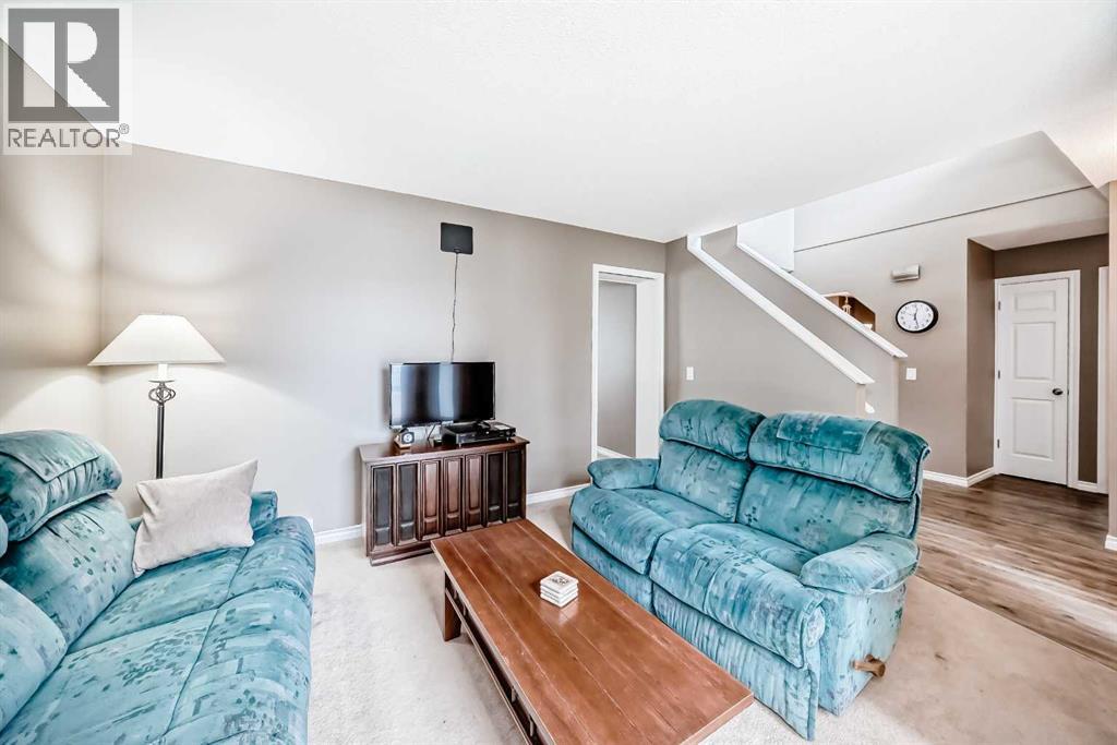 Photo 10 of 13 Riverview Circle, Cochrane AB