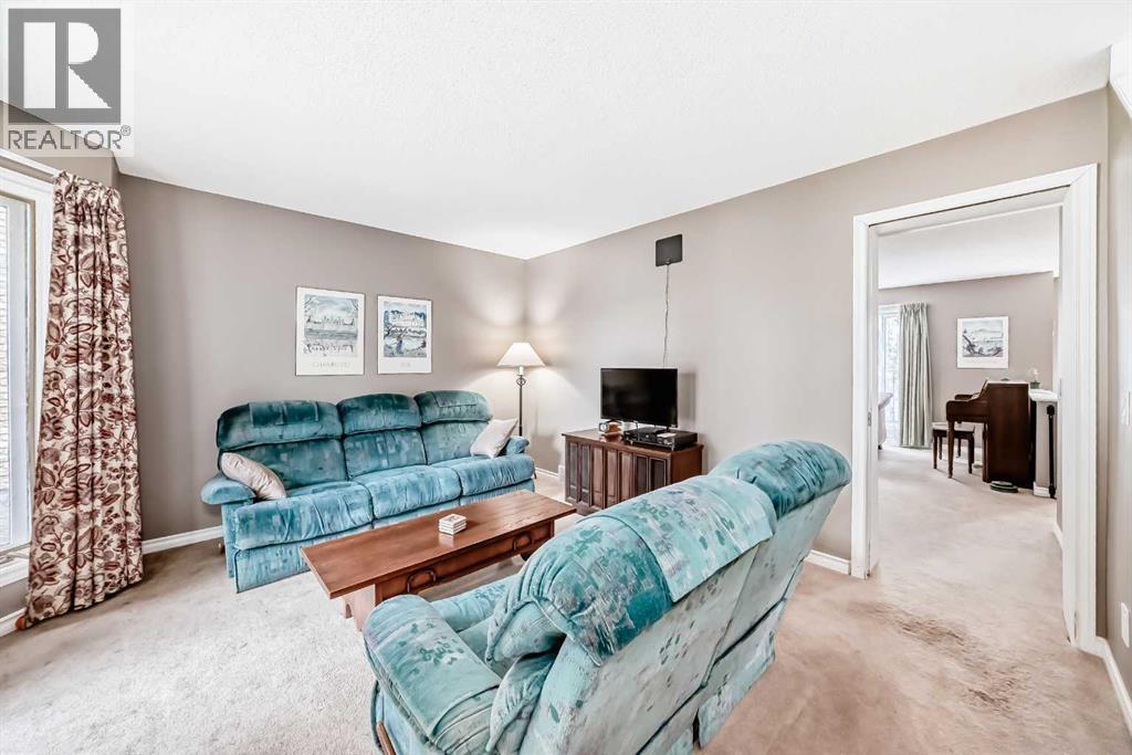 Photo 23 of 13 Riverview Circle, Cochrane AB