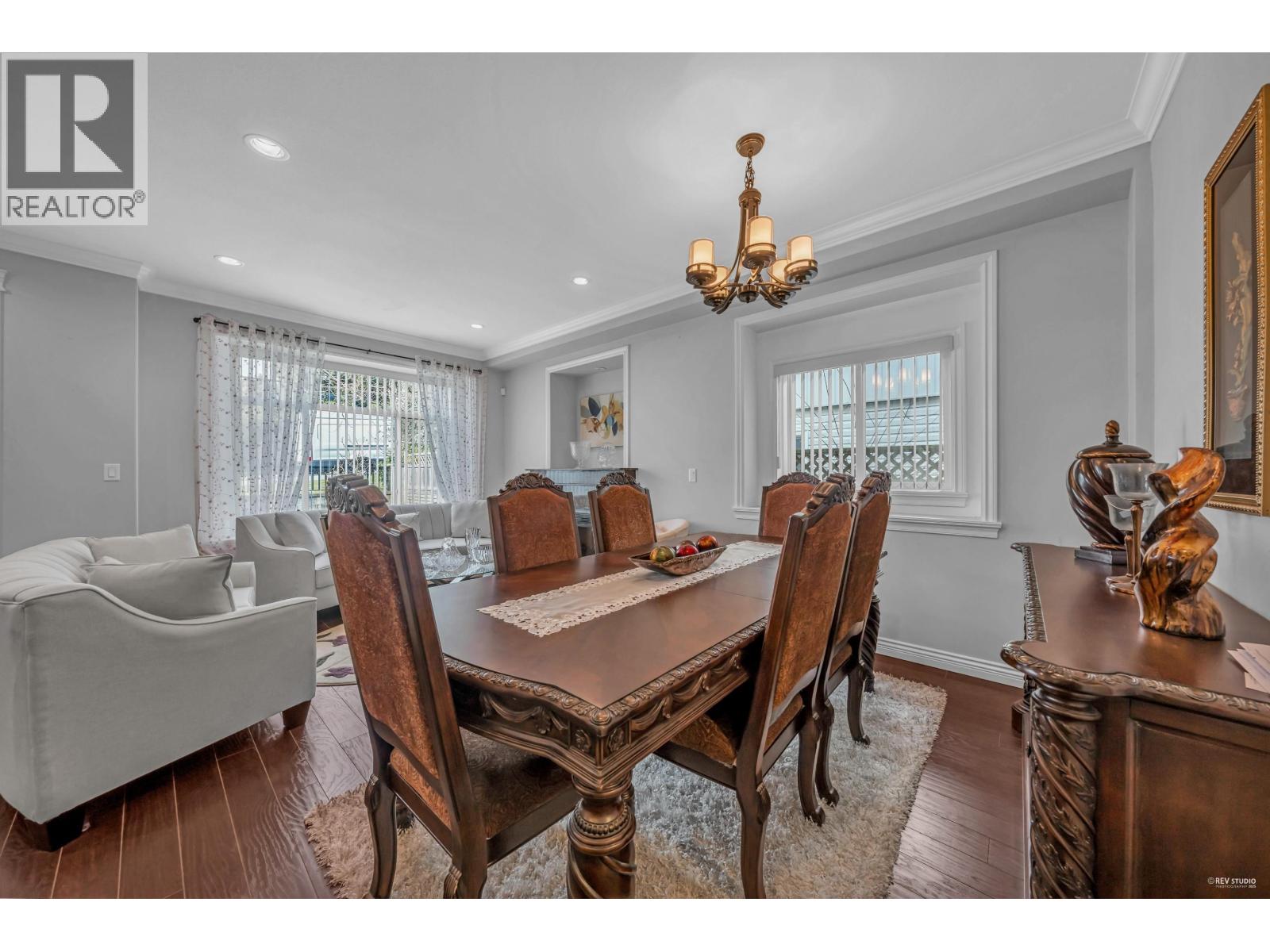 Photo 8 of 7788 Hedley Avenue, Burnaby BC
