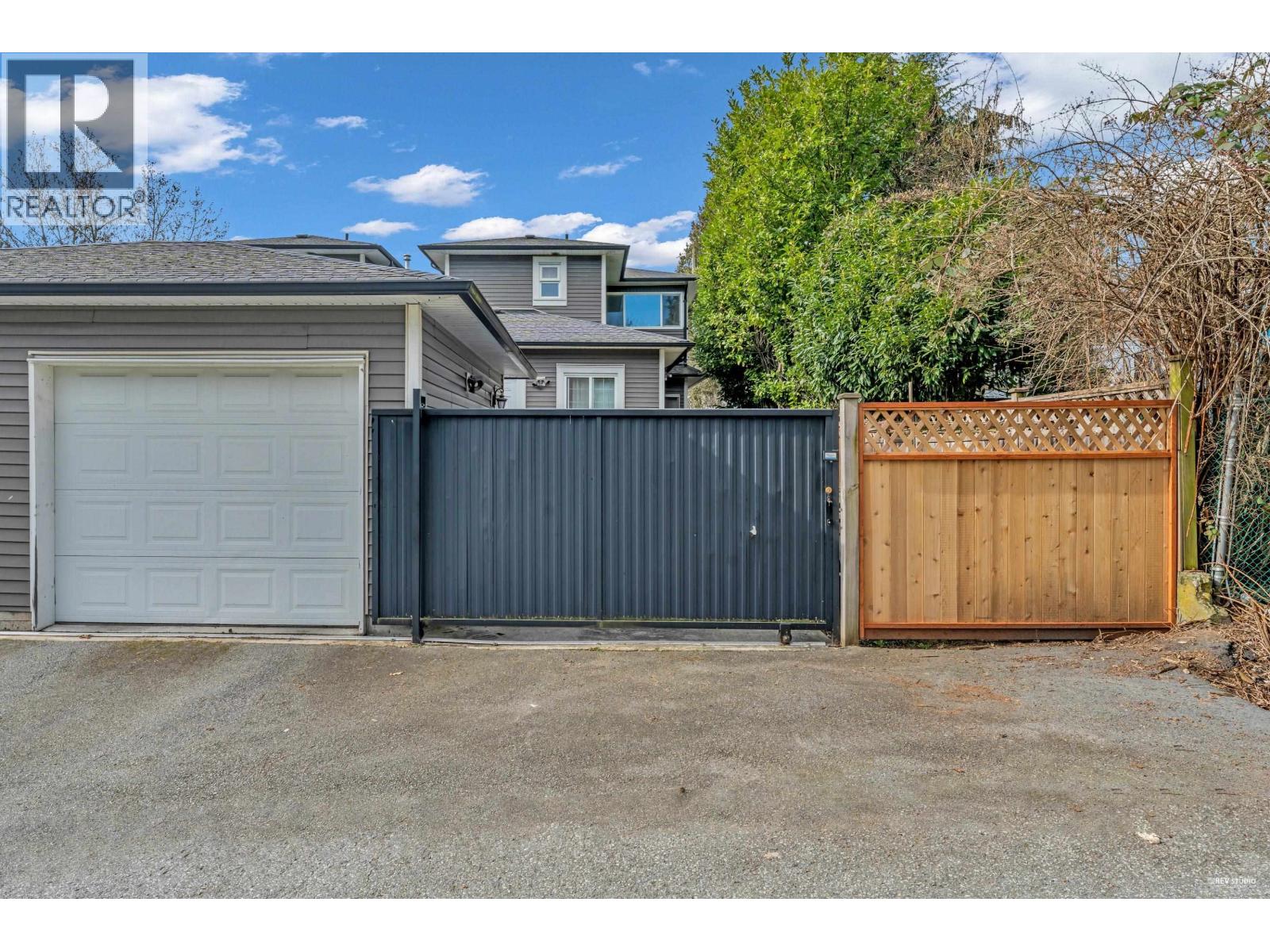 Photo 27 of 7788 Hedley Avenue, Burnaby BC