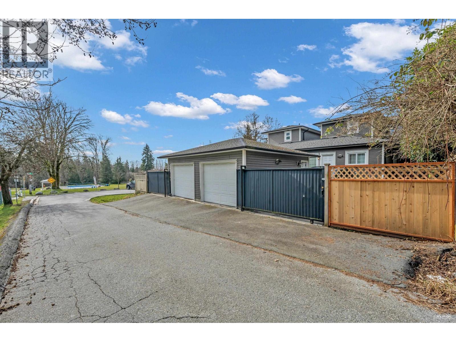 Photo 28 of 7788 Hedley Avenue, Burnaby BC