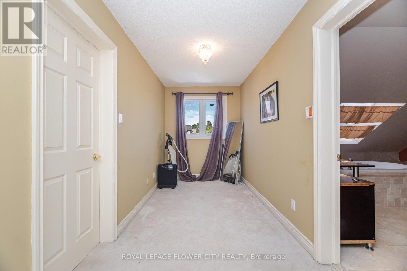 Photo 32 of 14 Antrim Court E, Caledon ON