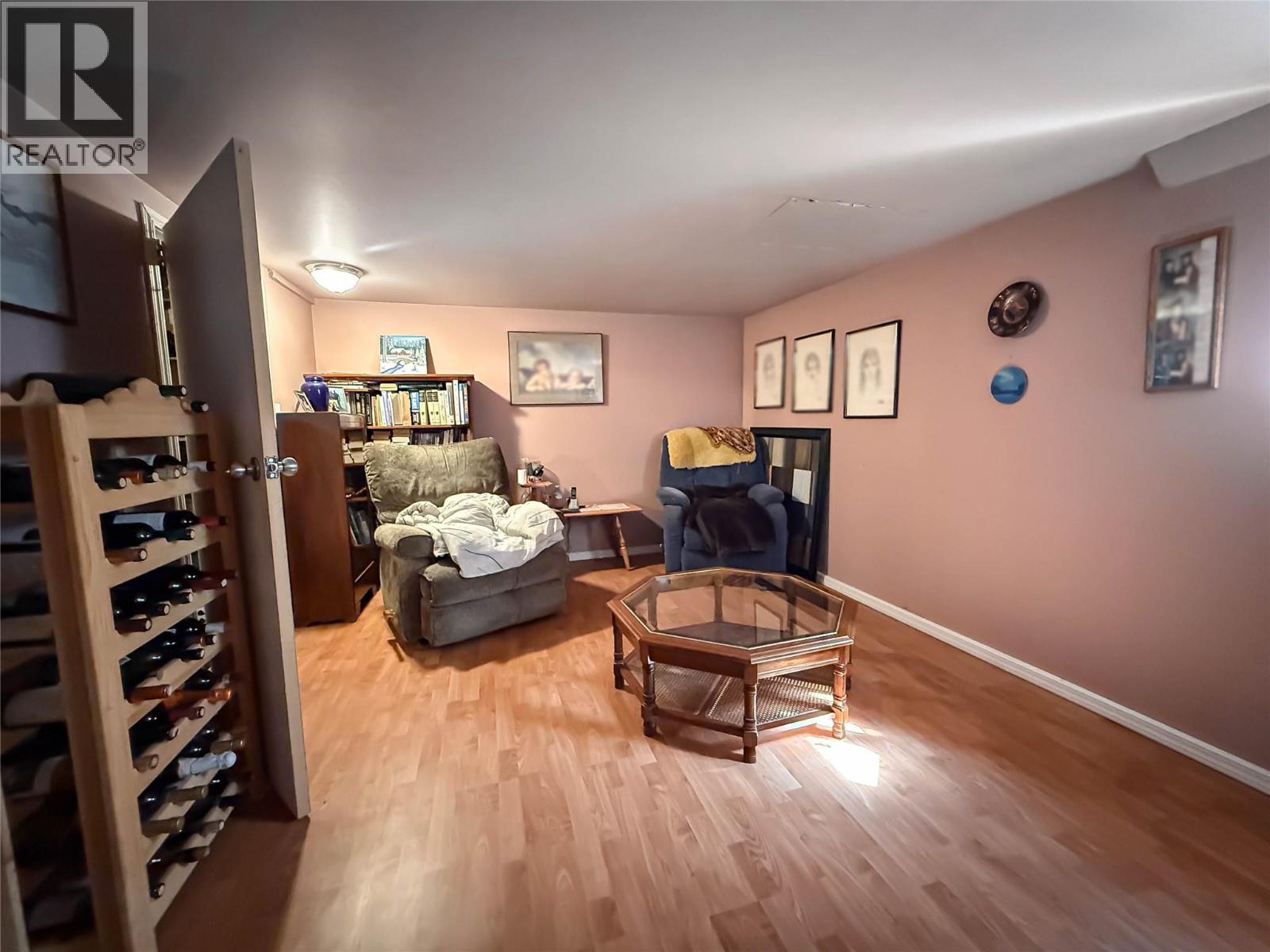 2246 Kootenay Avenue, Rossland