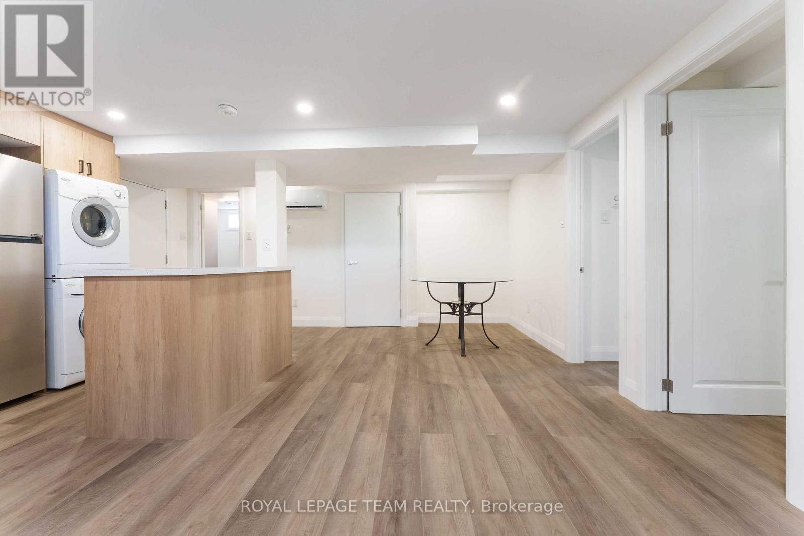 Photo 11 of 2 1587 Devon Street, Ottawa ON