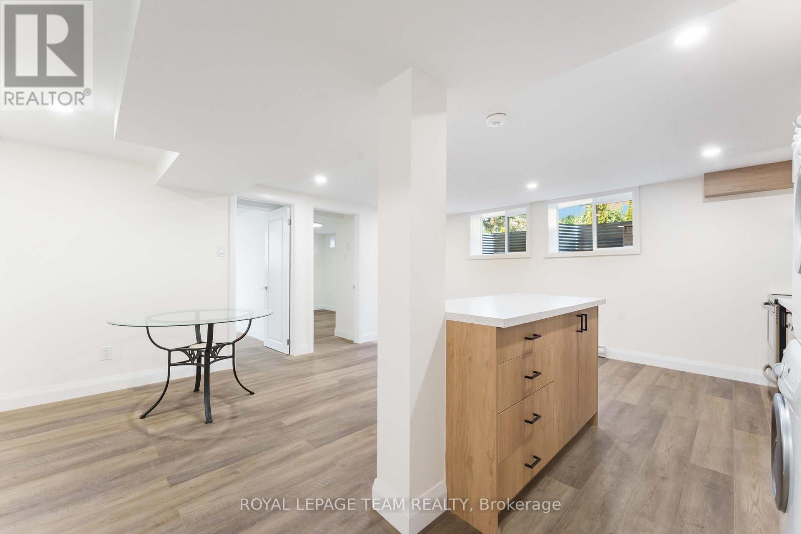 Photo 6 of 2 1587 Devon Street, Ottawa ON