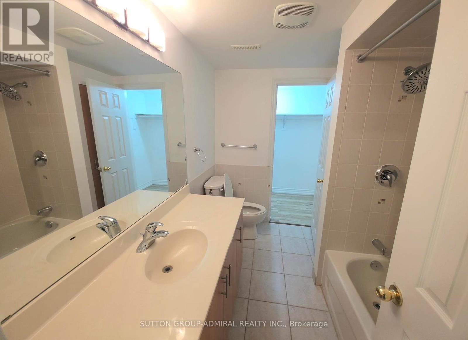 Photo 13 of Basement 12 Pearl Gate Court, Richmond Hill ON