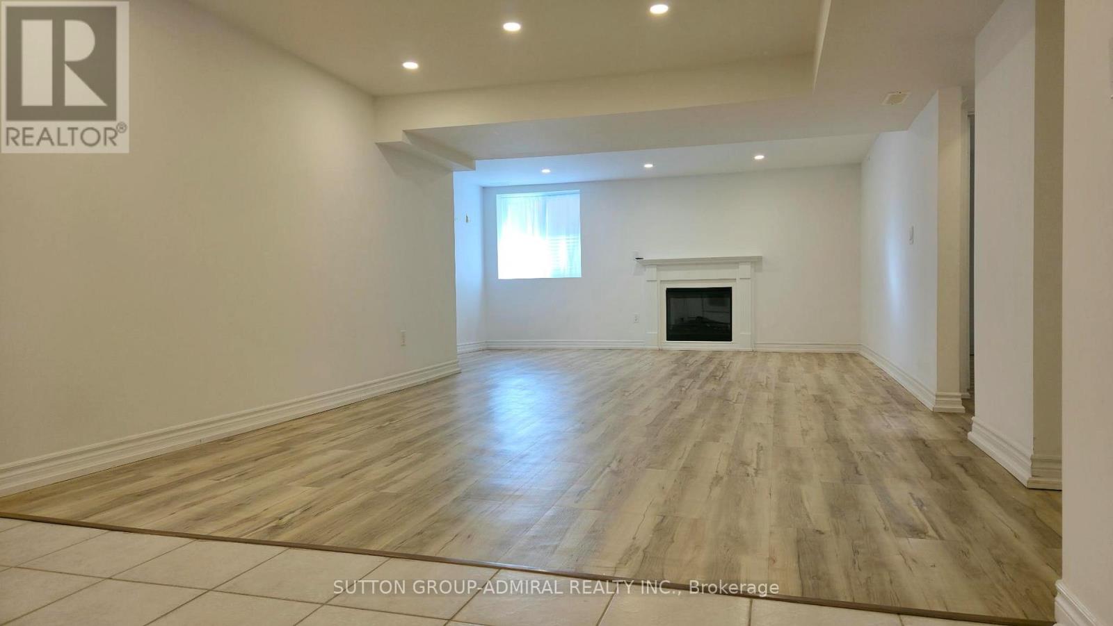 Photo 4 of Basement 12 Pearl Gate Court, Richmond Hill ON