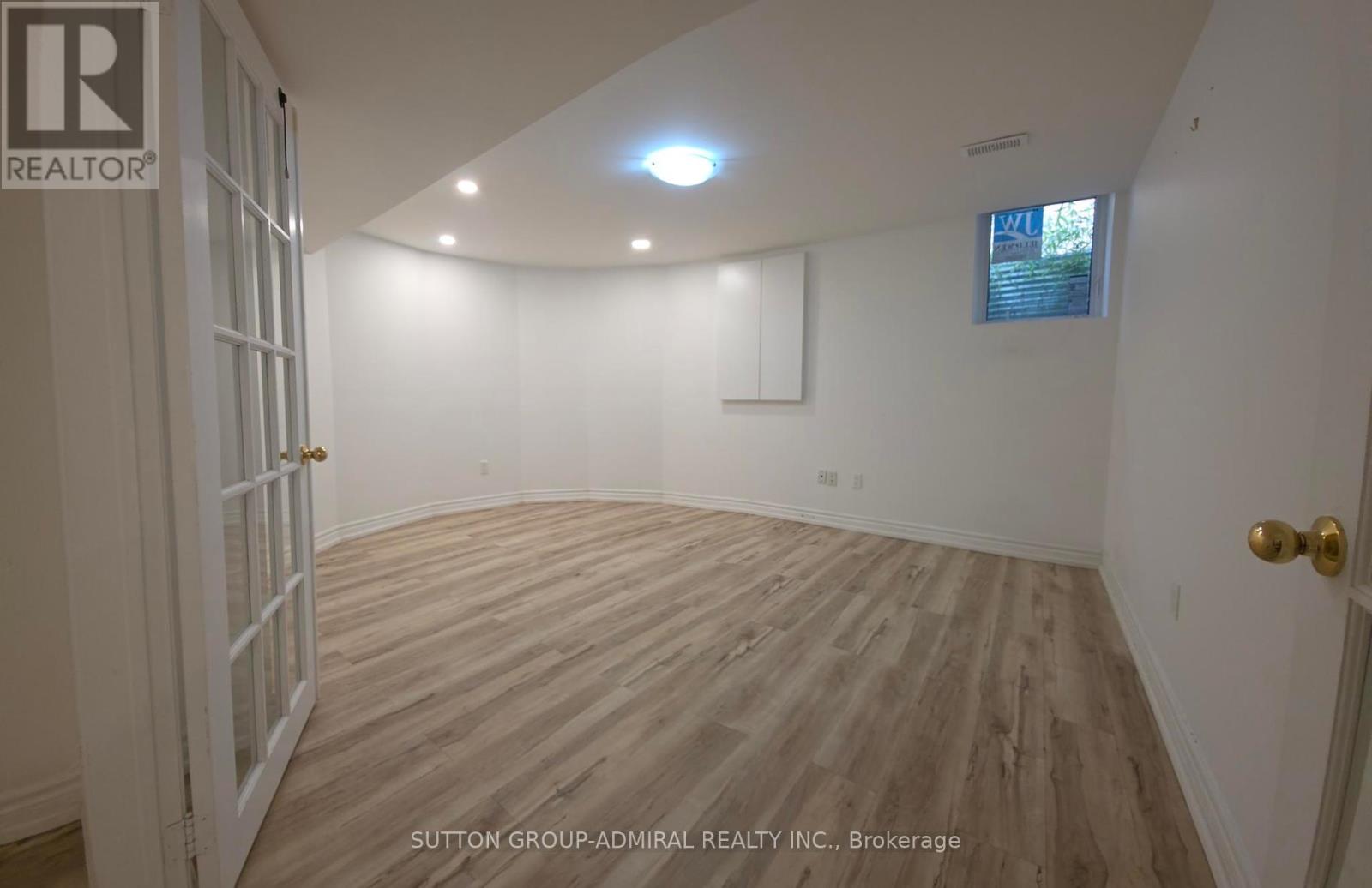 Photo 12 of Basement 12 Pearl Gate Court, Richmond Hill ON
