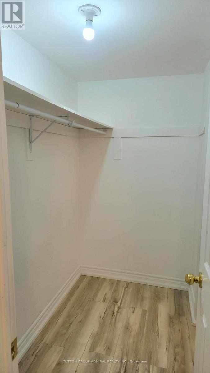 Photo 10 of Basement 12 Pearl Gate Court, Richmond Hill ON