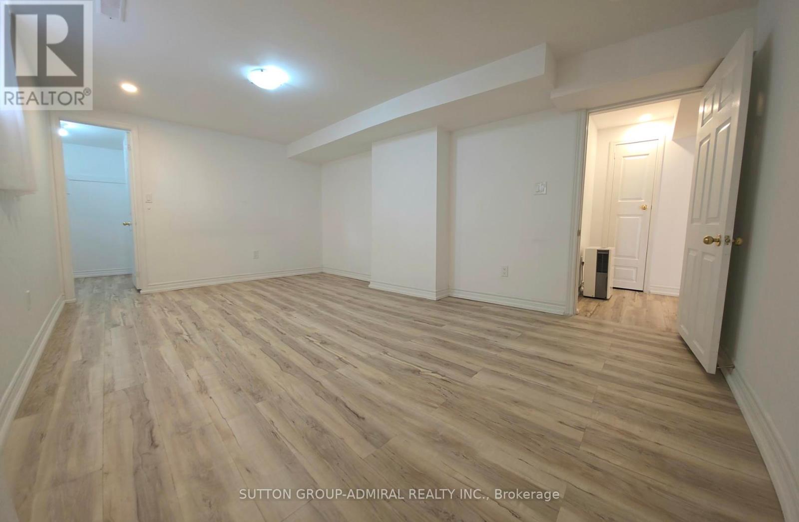 Photo 9 of Basement 12 Pearl Gate Court, Richmond Hill ON