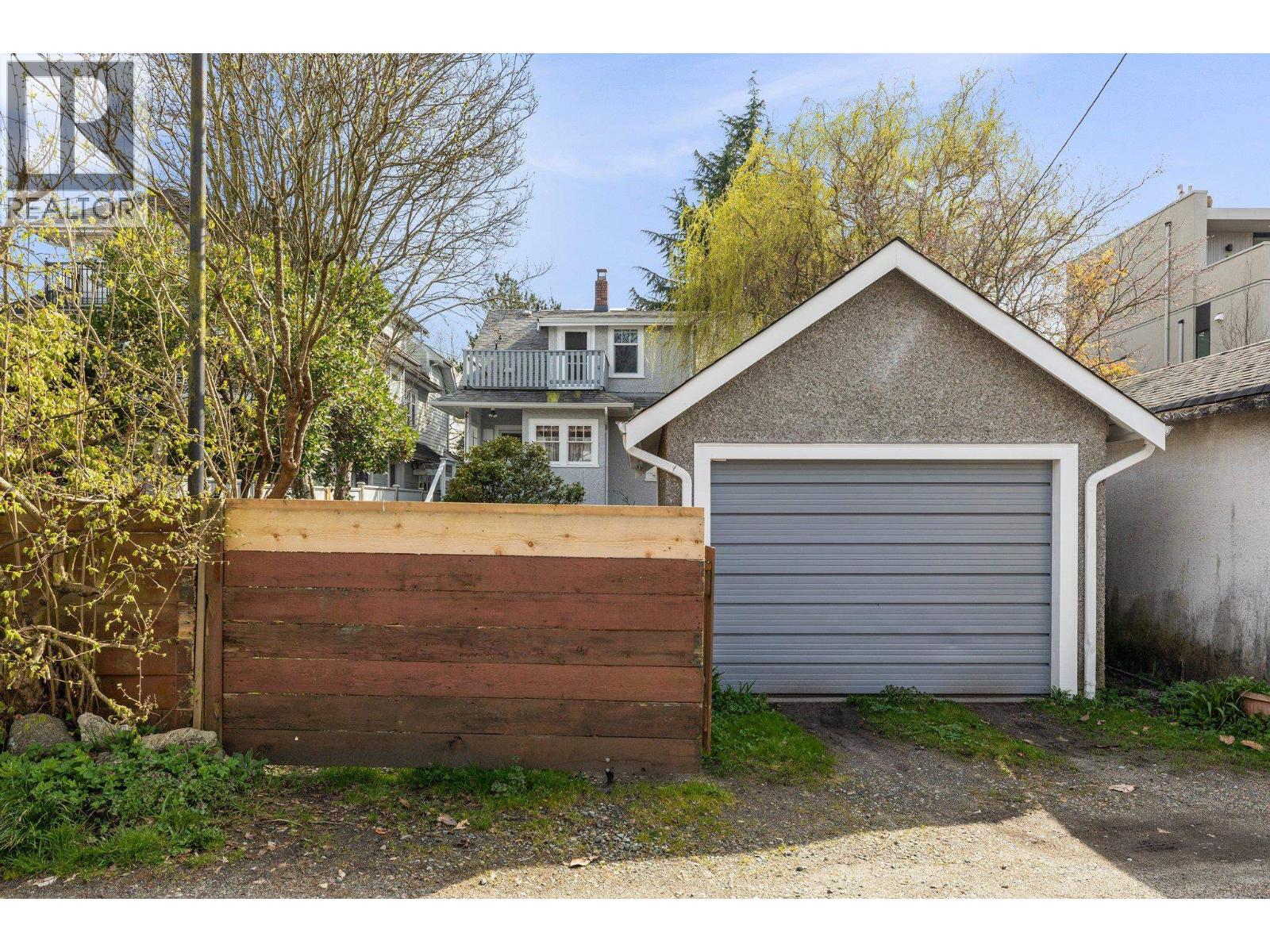 Photo 26 of 2039 Creelman Avenue, Vancouver BC