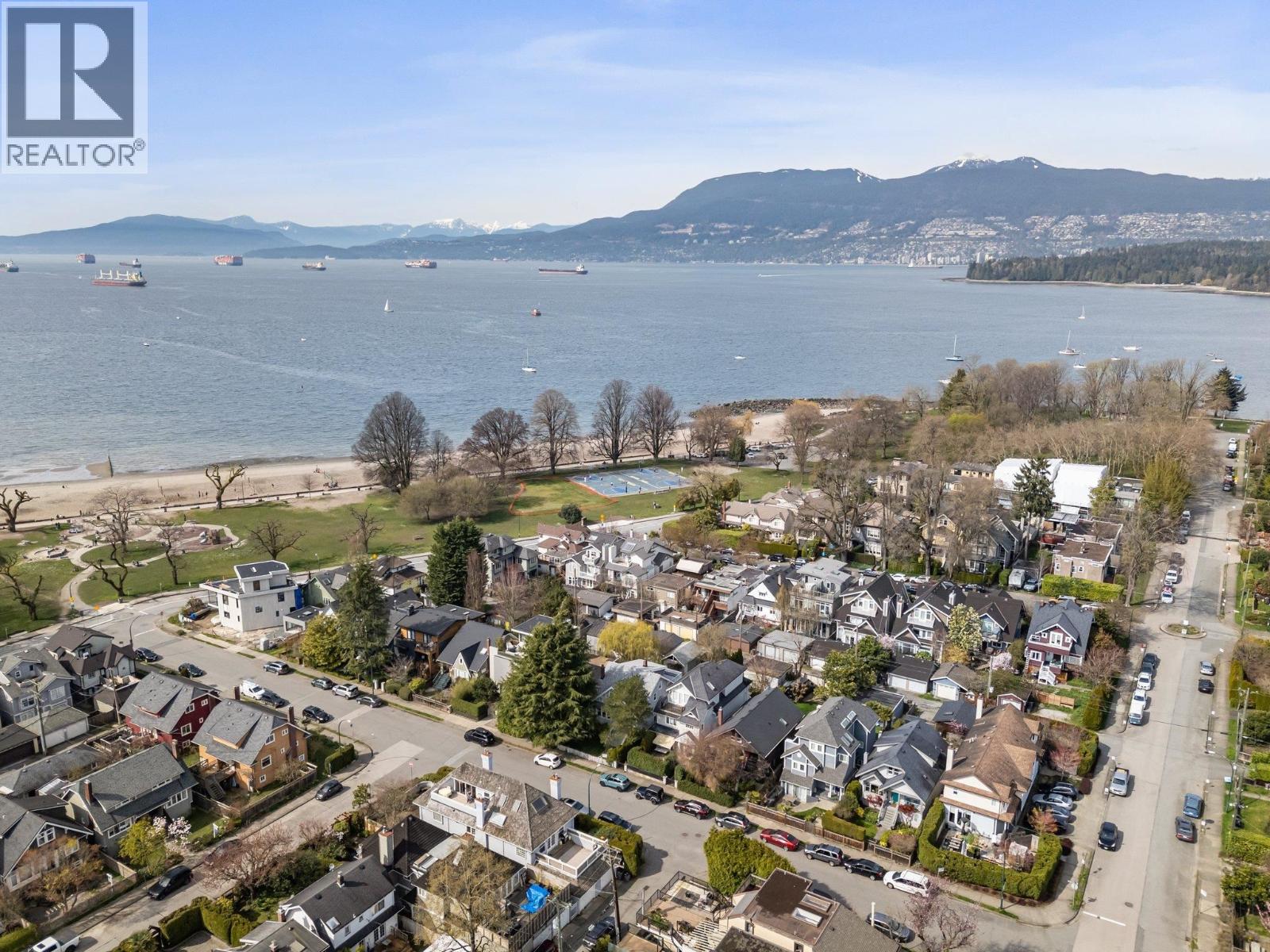 Photo 32 of 2039 Creelman Avenue, Vancouver BC