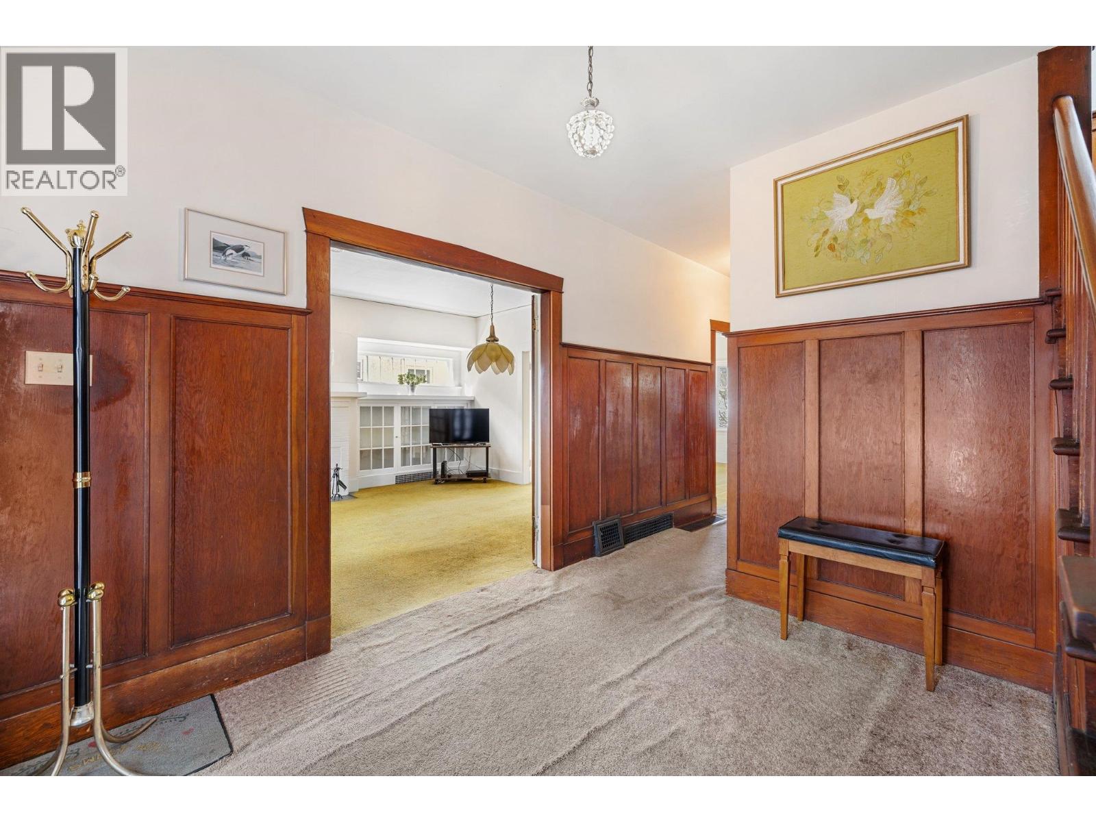 Photo 6 of 2039 Creelman Avenue, Vancouver BC