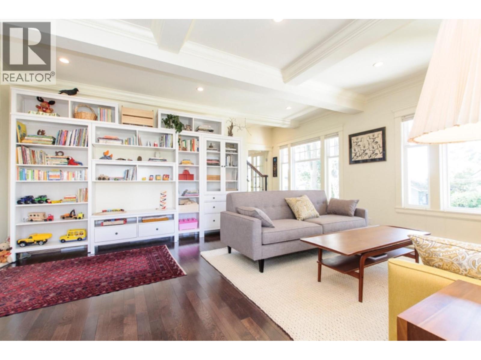 Photo 21 of 196 W 18th Avenue, Vancouver BC